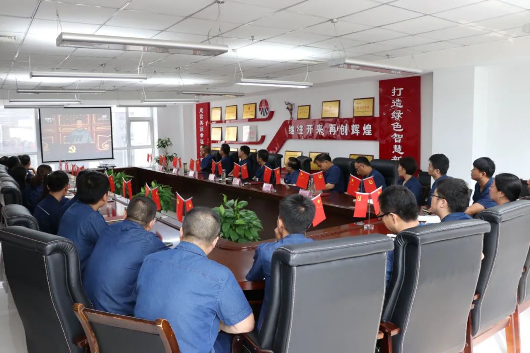 大西溝礦業(yè)公司黨委:發(fā)揮優(yōu)勢促項目 護(hù)航安全穩(wěn)生產(chǎn) 大西溝礦業(yè)公司黨委:發(fā)揮優(yōu)勢促項目 護(hù)航安全穩(wěn)生產(chǎn)