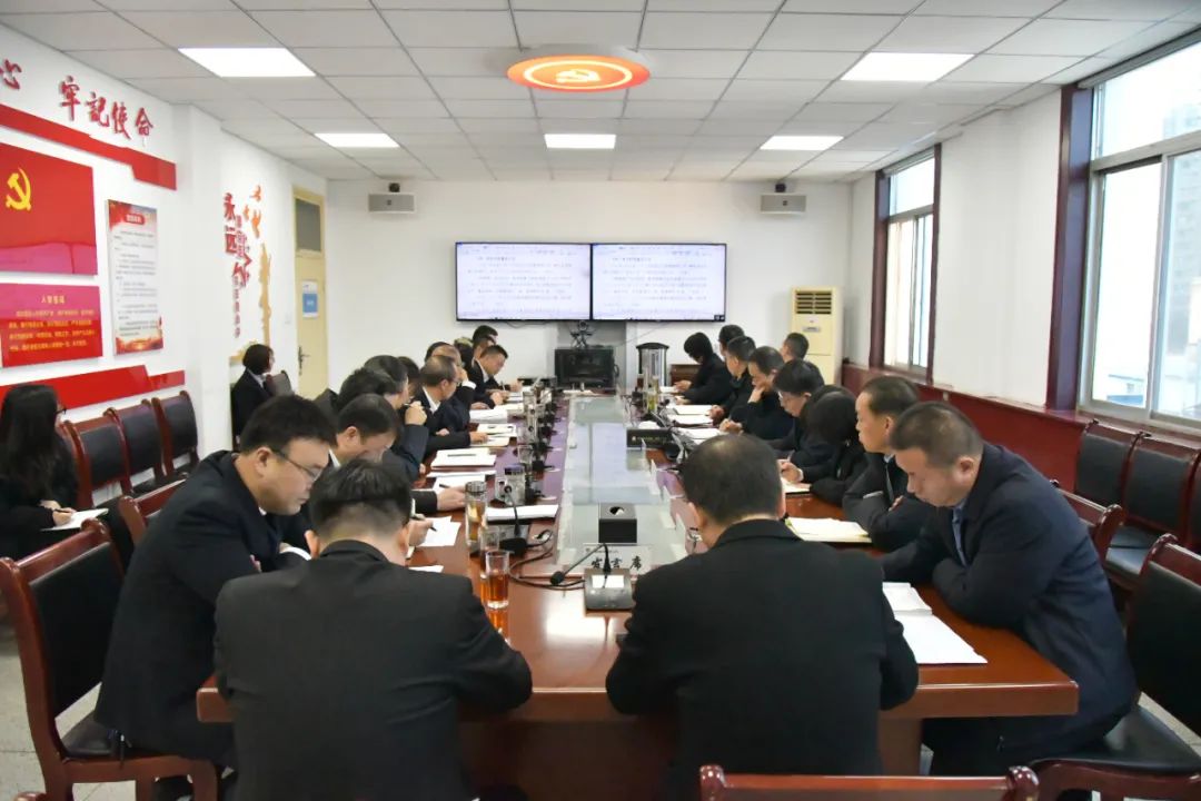 周紅民對龍鋼集團干部提出三方面要求 周紅民對龍鋼集團干部提出三方面要求