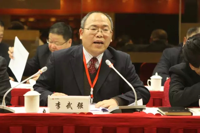 龍鋼集團(tuán)公司召開二屆四次職工（會(huì)員）代表大會(huì)暨2016年工作會(huì)