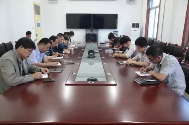 龍鋼集團對擬提任干部進行任前廉政法規(guī)考試和集體談話 龍鋼集團對擬提任干部進行任前廉政法規(guī)考試和集體談話