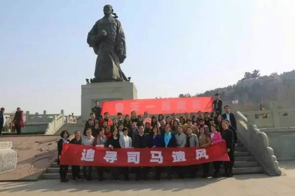 龍鋼集團(tuán)各基層女工委開展系列活動(dòng)慶祝三八婦女節(jié)