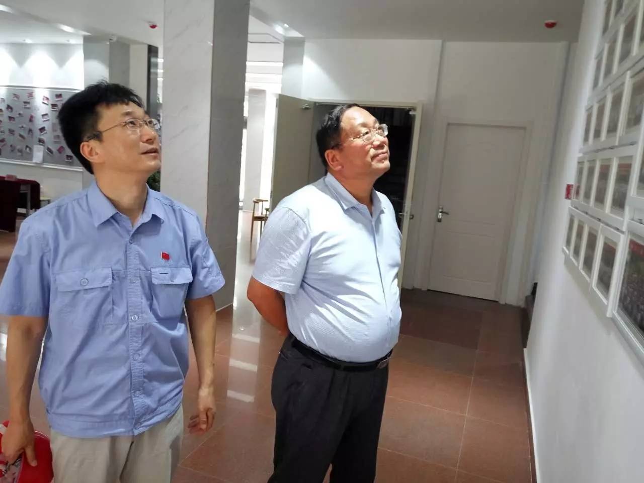 龍鋼集團(tuán)公司董事長(zhǎng)、總經(jīng)理董銀師到西鋼、紅光物流公司調(diào)研