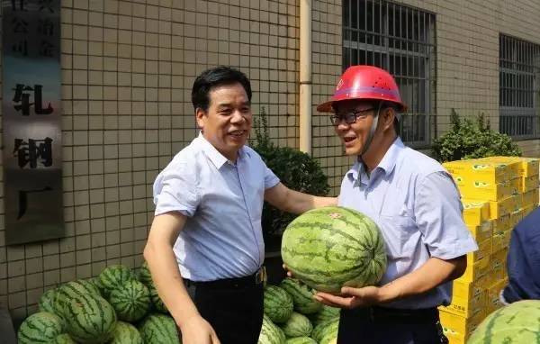 董銀師、劉光明、陳輝赴基層單位慰問送清涼