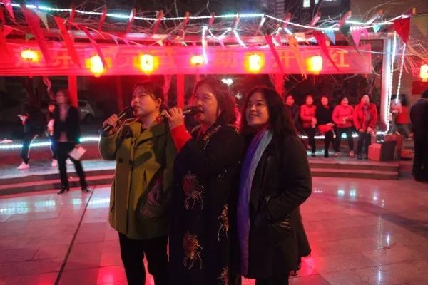 龍鋼集團公司舉辦2018年“歡樂鬧元宵 助力開門紅”元宵節(jié)活動 龍鋼集團公司舉辦2018年“歡樂鬧元宵 助力開門紅”元宵節(jié)活動