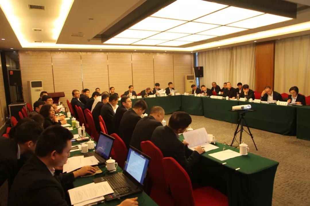龍鋼集團召開9月份經(jīng)濟運行分析暨三季度追趕超越點評會 龍鋼集團召開9月份經(jīng)濟運行分析暨三季度追趕超越點評會