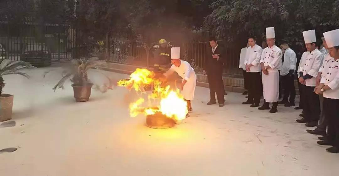 加強消防演練 提高安全意識——禹龍國際酒店開展119消防演練活動 加強消防演練 提高安全意識——禹龍國際酒店開展119消防演練活動