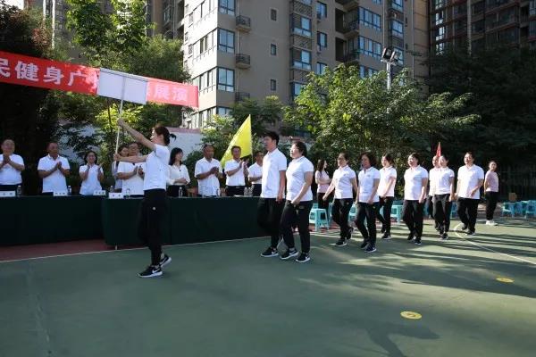 龍鋼集團“迎國慶”全民健身廣播體操展演活動掠影