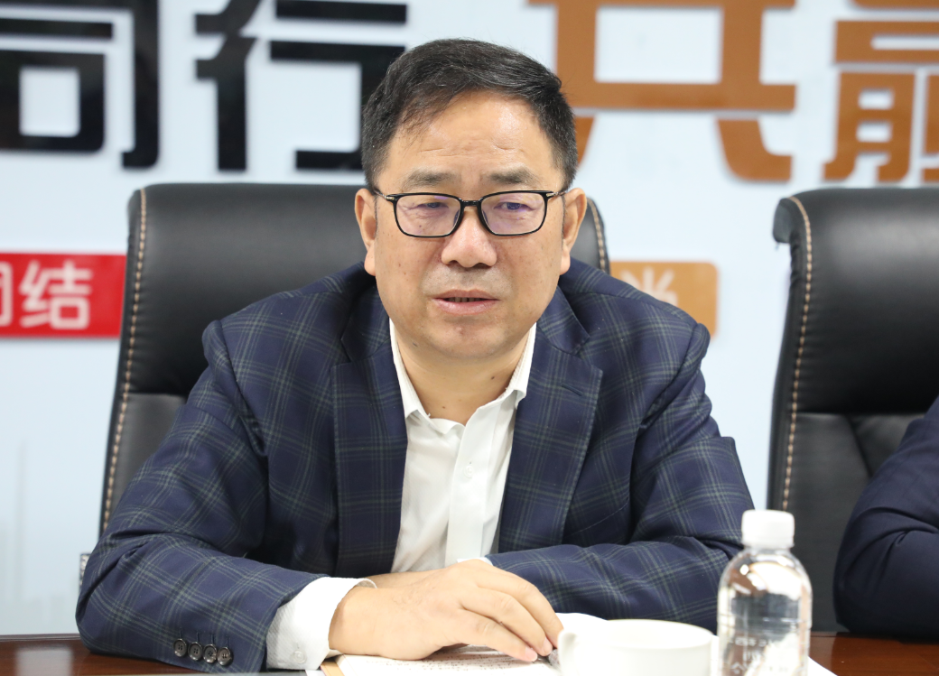 楊海峰到大西溝礦業(yè)公司調(diào)研指導菱鐵礦開發(fā)工作