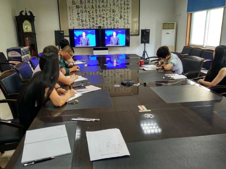 龍鋼集團(tuán)開展班組長和工會干部培訓(xùn)